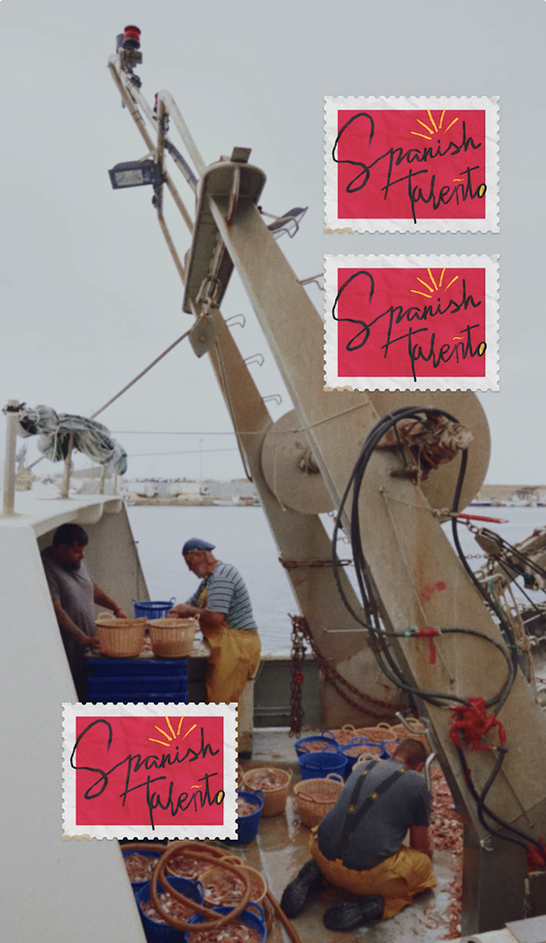 Pescadores faenando, con el sello de Spanish Taleñto sobre la escena